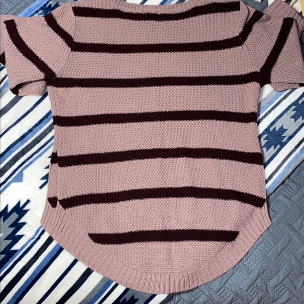 Women’s Rue21 Sweater - Picture 3 of 4